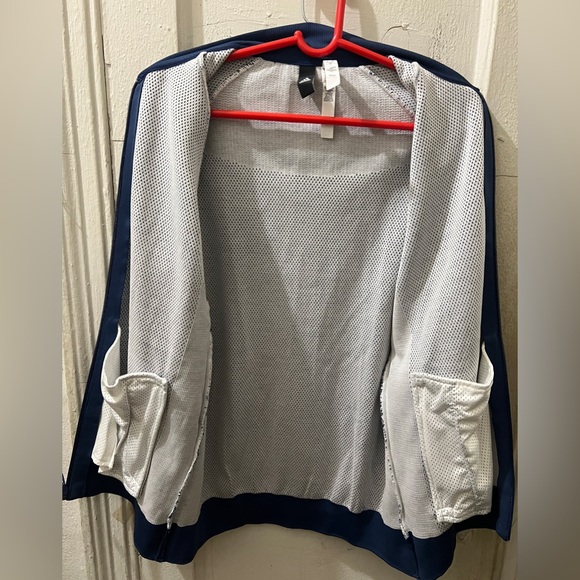 Adidas Men's Essentials Warm-Up 3-Stripes Track Jacket Size Medium - Picture 6 of 9